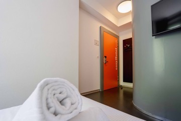 easyHotel Zürich City Centre Logo